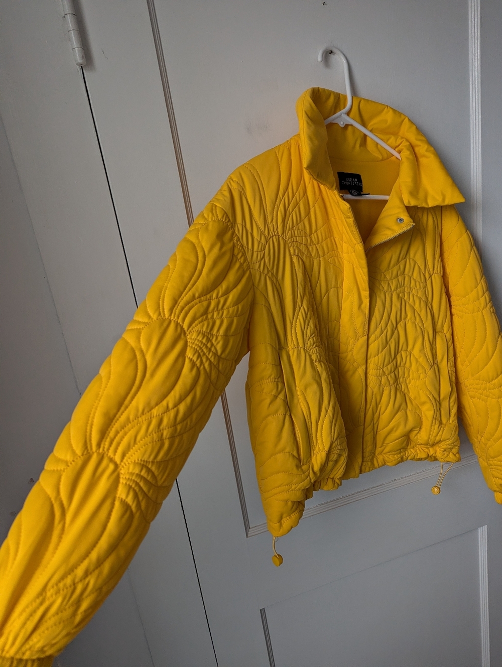 Urban Outfitters Bright Warm Yellow Crop Quilted Jacket Size Small - Picture 3 of 10